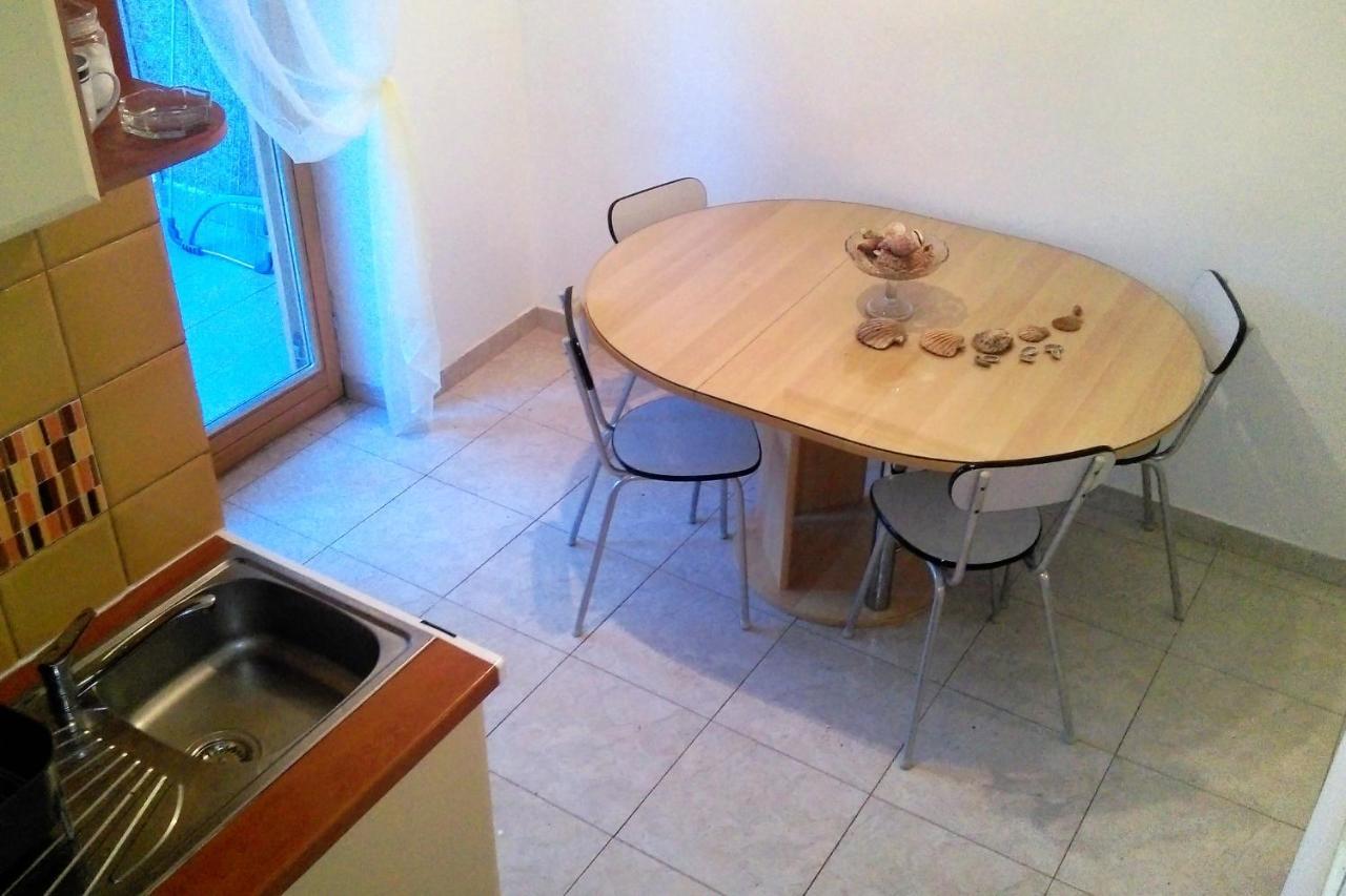 Apartments With A Parking Space Bol, Brac - 4658 ภายนอก รูปภาพ